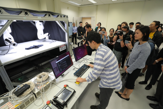 HKU establishes Five Jockey Club STEM Labs to foster innovative and sustainable research


 
